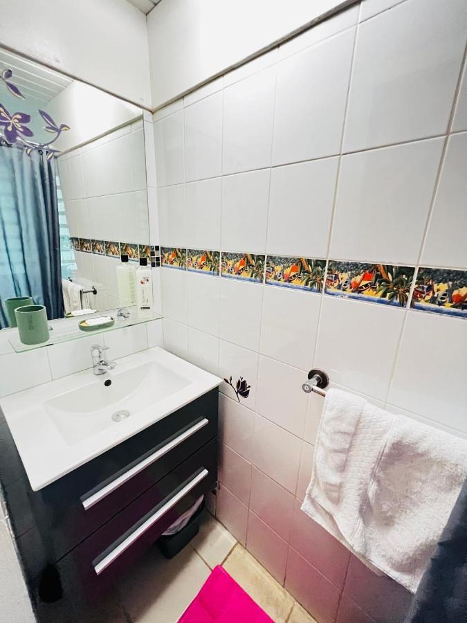 Vue Mer/3Beds/Piscine/wifi/900 mètres de la plage Deshaies Extérieur photo