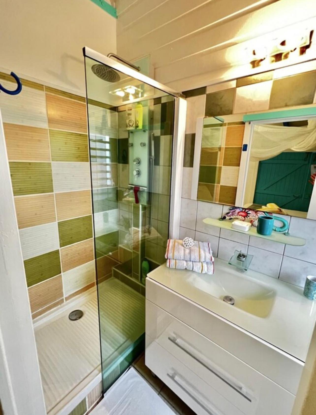 Vue Mer/3Beds/Piscine/wifi/900 mètres de la plage Deshaies Extérieur photo
