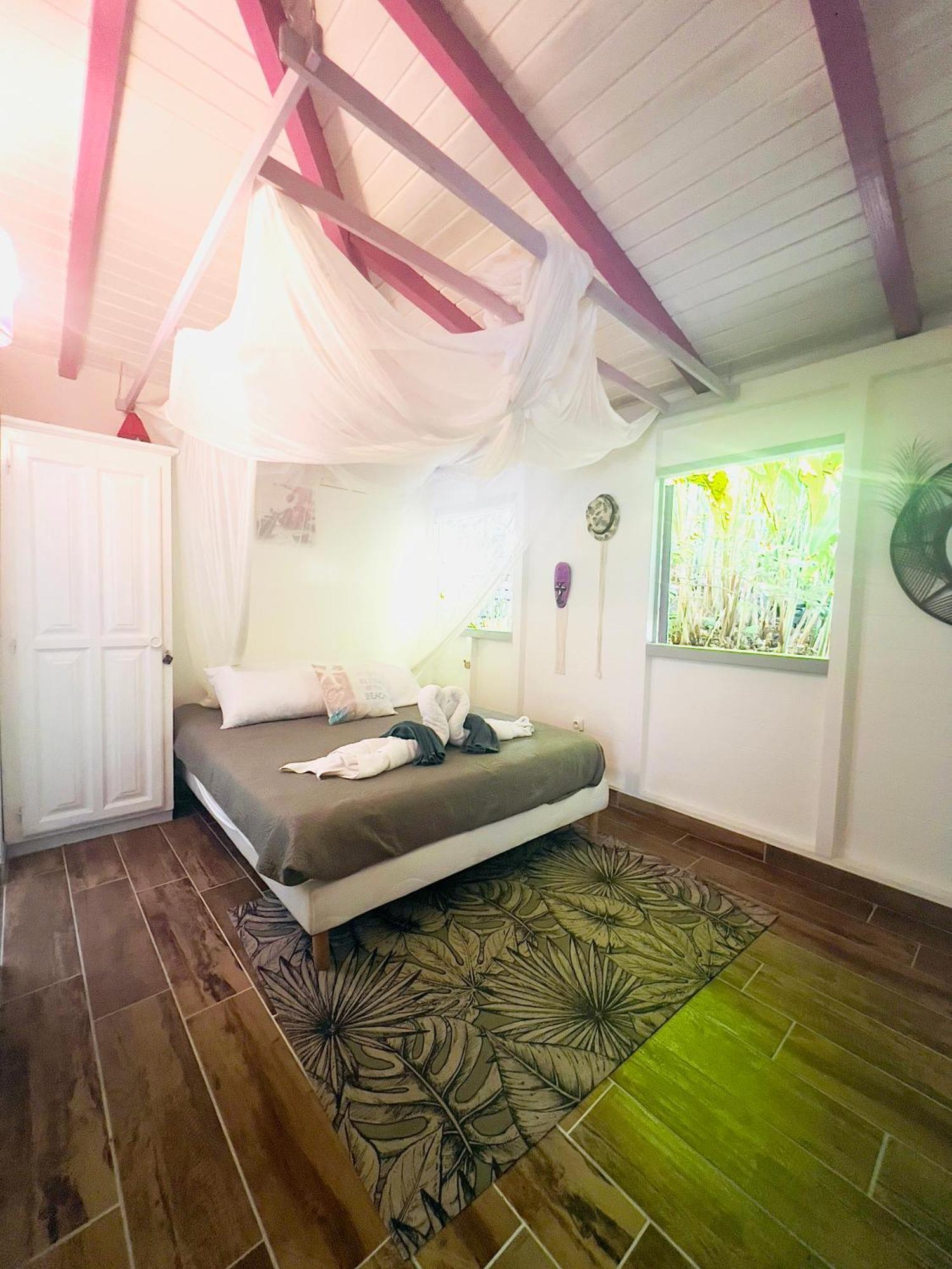 Vue Mer/3Beds/Piscine/wifi/900 mètres de la plage Deshaies Extérieur photo